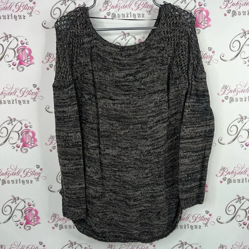Volcom sweater knit crochet heathered grey black Charcoal Women's Sweater